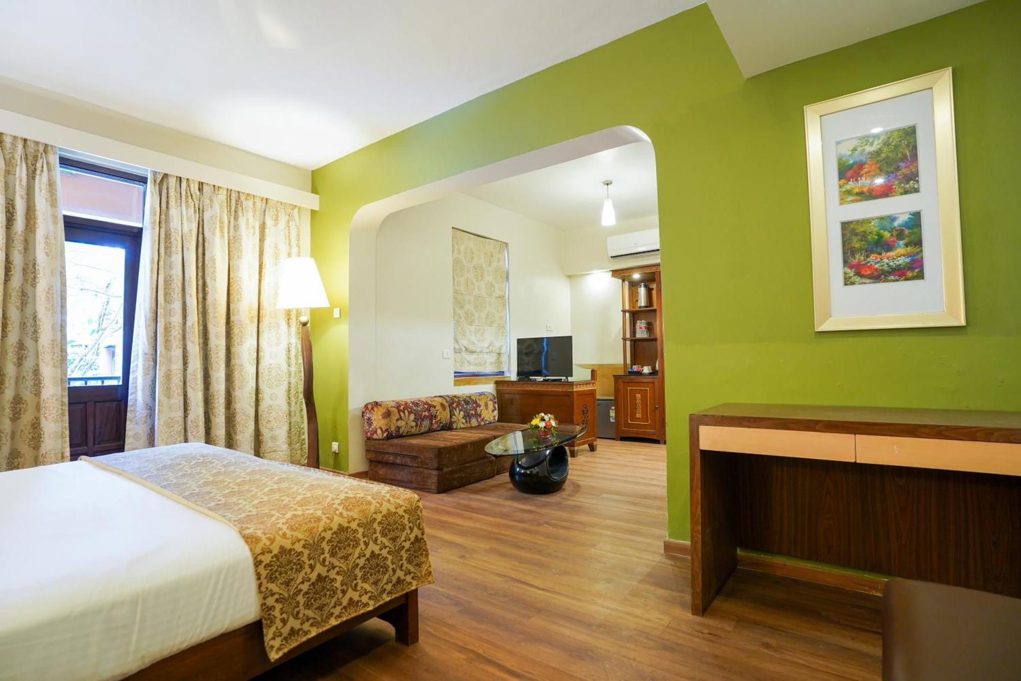 Neelams The Grand Hotel Calangute Ngoại thất bức ảnh